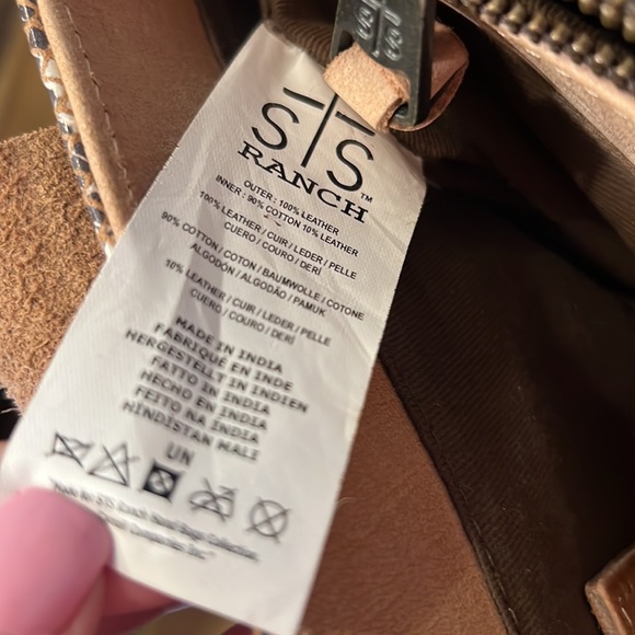 STS Ranch tote - Picture 7 of 7
